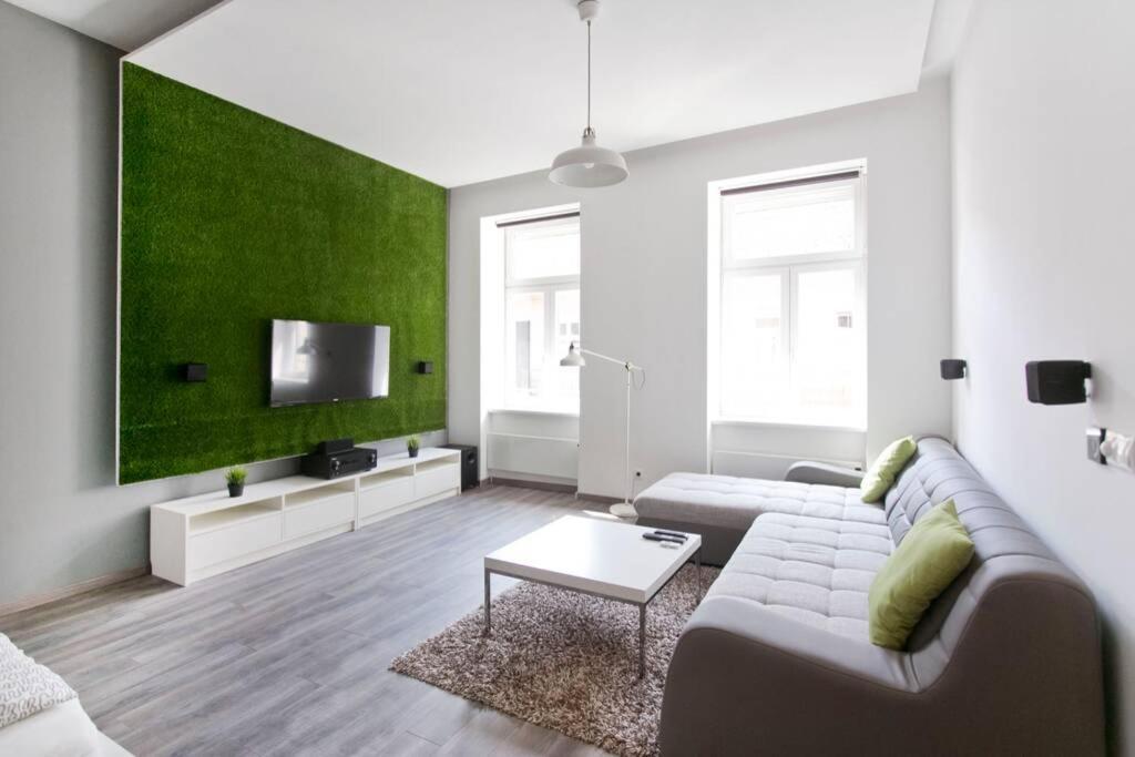 City Forest Apartment Будапеща Екстериор снимка
